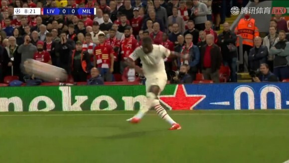 阿诺德突入禁区起脚抽射破门 利物浦1-0领先AC米兰